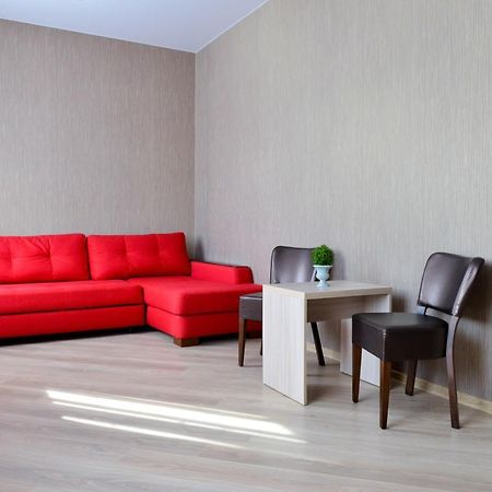 Grad Hotel Ashmyany Esterno foto