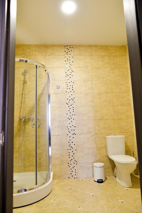 Grad Hotel Ashmyany Esterno foto
