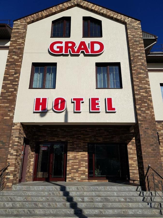 Grad Hotel Ashmyany Esterno foto