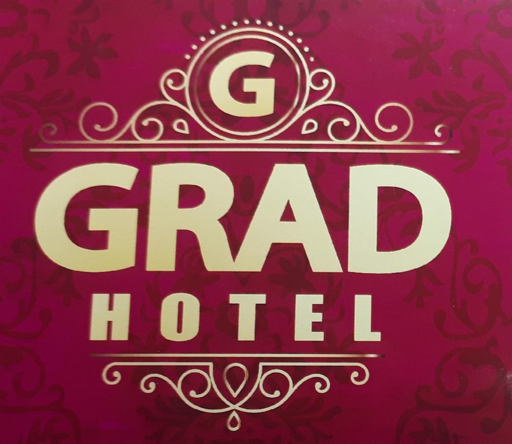 Grad Hotel Ashmyany Esterno foto